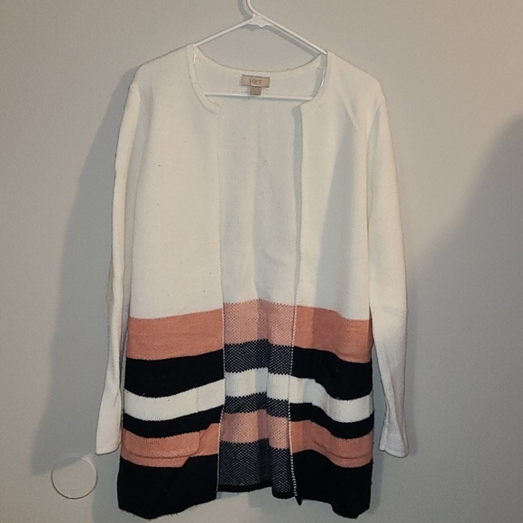 LOFT Sweaters - EUC Loft pink, blue, and white sweater